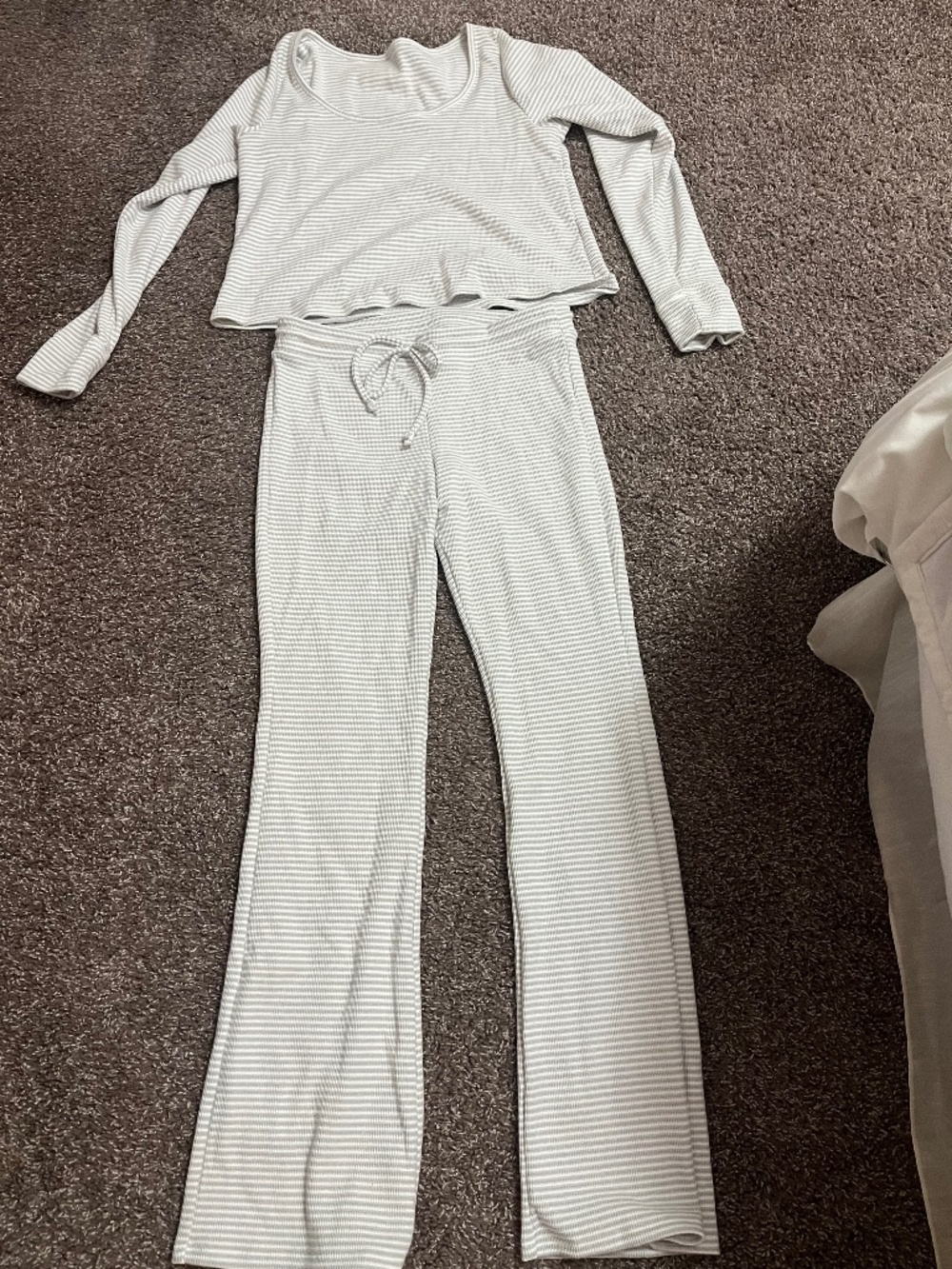 Gilly hicks striped lounge set